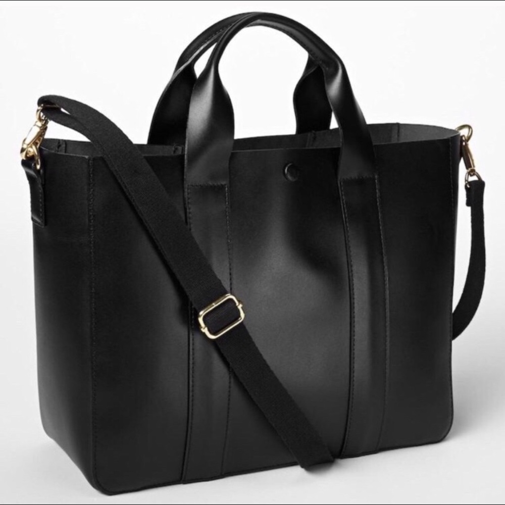 GAP Leather Handbag/crossbody